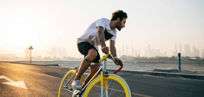 Как взрослому человеку научиться ездить на велосипеде
