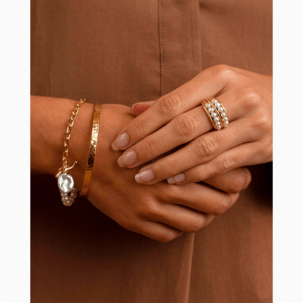 Этой весной носите кольца и браслеты комплектами: 6 пар из золота и серебра, которые стоит примерить