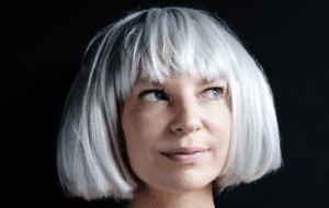 48-летняя певица Sia стала матерью