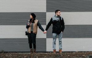 Причины ревности в отношениях: как перестать ревновать?