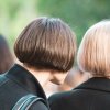 Прически на короткие волосы: легкие и красивые варианты для женщин и девушек