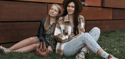 Как записать подругу в телефоне? Мило и смешно