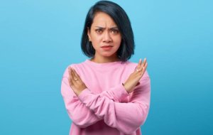 Мужчина постоянно критикует и придирается: как быть?
