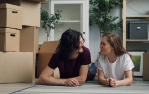 Как грамотно упаковать вещи при переезде