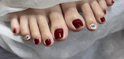 9 идей педикюра для открытой праздничной обуви