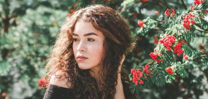 Работает ли игра в недоступность при знакомстве?