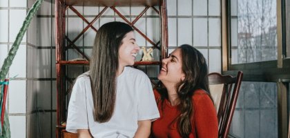 Что делать, если подруга обиделась? Советы для примирения