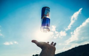 Что делать, если пью много энергетиков? Зависимость и вред