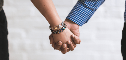 Почему скучно в отношениях и как быть?