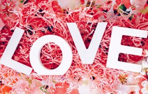 Переписка после первого свидания: стоит ли писать первым?