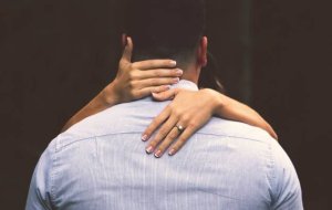 Как мужчине поддержать партнершу в период выгорания или депрессии