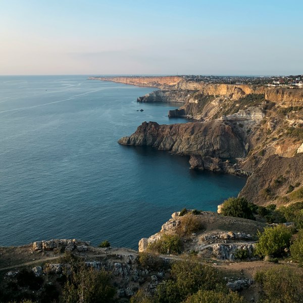 Что привезти в подарок из Крыма
