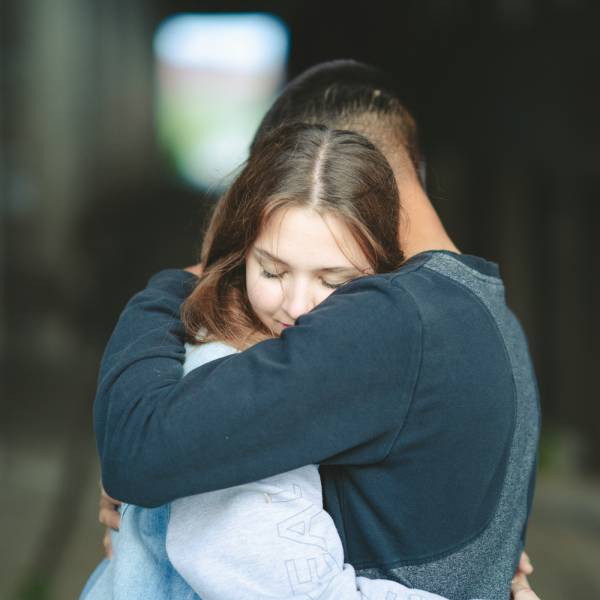 Как мужчине поддержать партнершу в период выгорания или депрессии