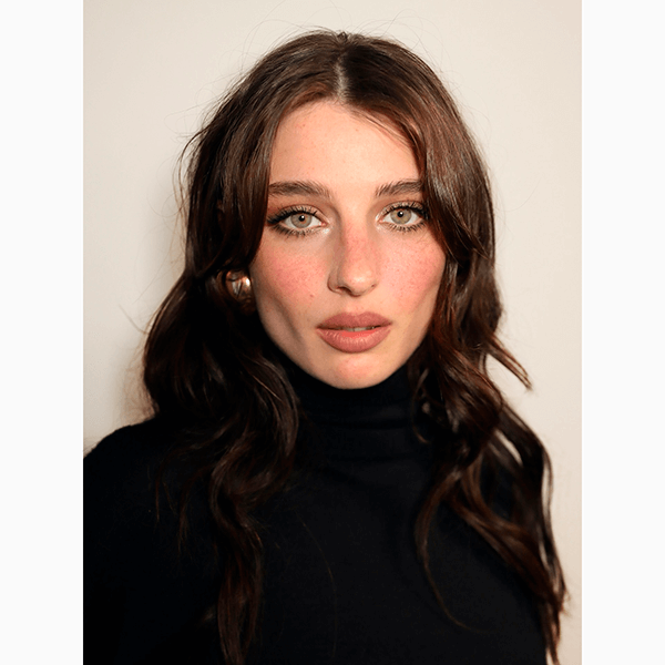 Самый модный цвет помады на осень – коричневый