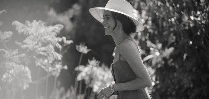 Меган Маркл раскритиковали за выпуск свечи с ароматом своей свадьбы