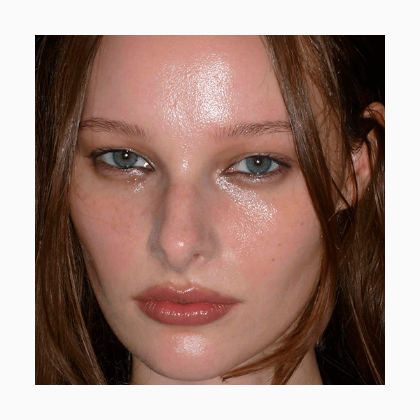 Самый модный цвет помады на осень – коричневый