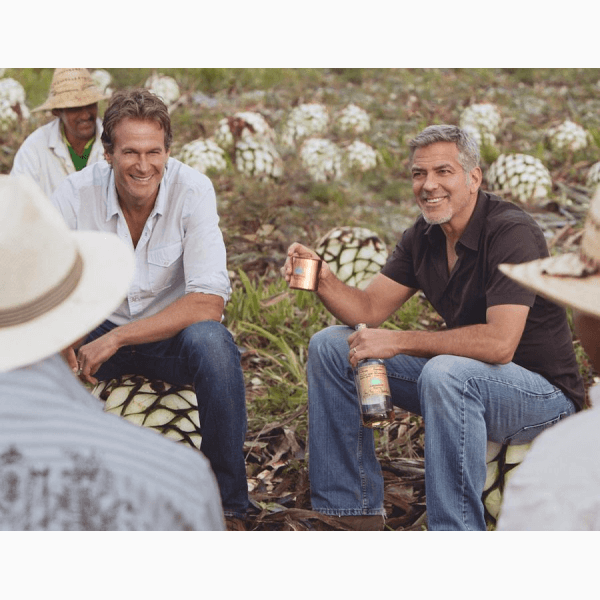 Джордж Клуни и муж Синди Кроуфорд запустят бренд безалкогольного пива