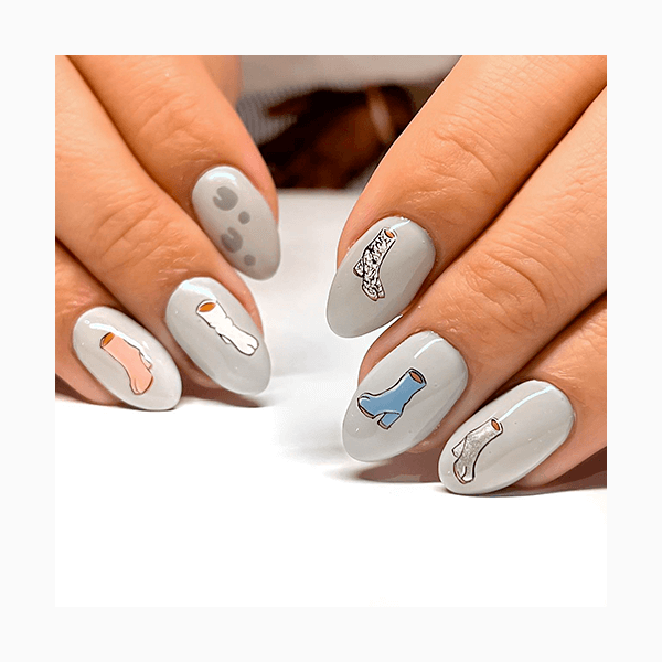 Для Хеллоуина и не только: что такое трендовый маникюр tabi nails