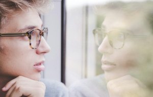 Техника СМЭР: как изменить мысли, эмоции и реакции?