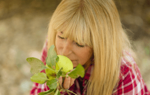 Кризис среднего возраста у женщин: как проявляется и какими способами преодолеть