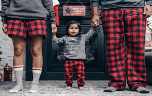 Почему сейчас бабушки не сидят с внуками?