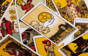 Какие вопросы задать картам Таро и как правильно с ними общаться