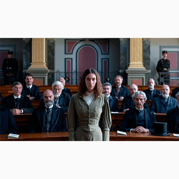 Что смотреть на этой неделе: «Новая волна», «Огненный мальчик», «Пианистка»