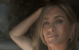 Дженнифер Энистон трогательно поздравила бойфренда с днем рождения