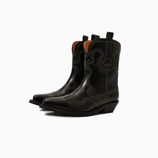 В этом сезоне вам не обойтись без казаков в стиле вестерн