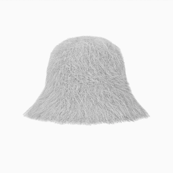 Где искать стильные головные уборы для наступающей зимы?