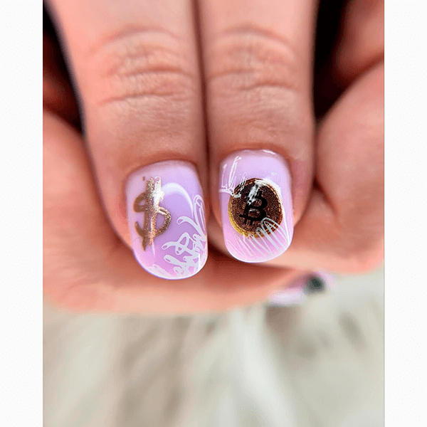 Денежный маникюр: действительно ли он работает или это всего лишь происки астрологов?