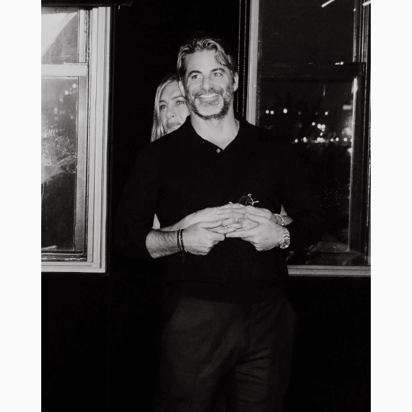 Дженнифер Энистон трогательно поздравила бойфренда с днем рождения