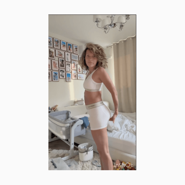 Регина Тодоренко показала тело после родов