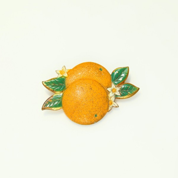 простая брошь на первое свидание