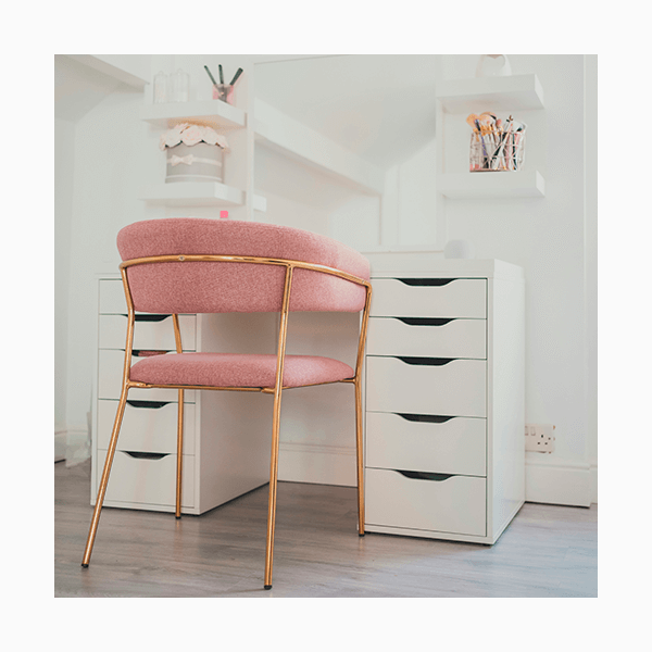 Влияние цвета на знаки зодиака: Скорпион