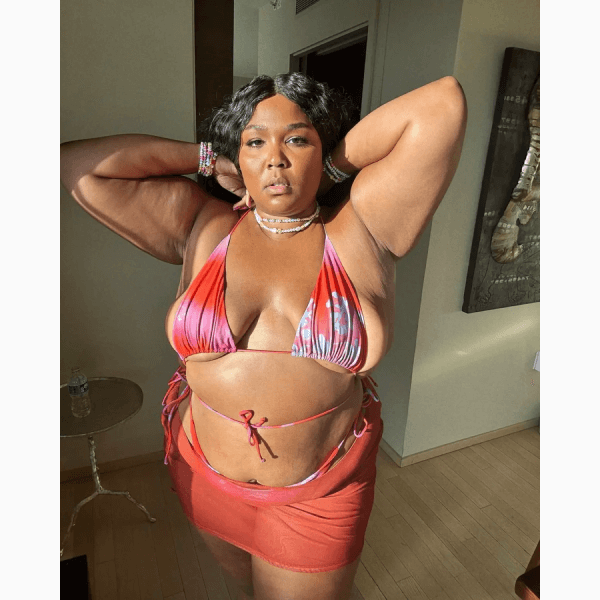 Лиззо откровенно рассказала о бодипозитиве и потере веса