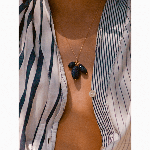 Как выглядит актуальный минимализм в украшениях в 2025 году?