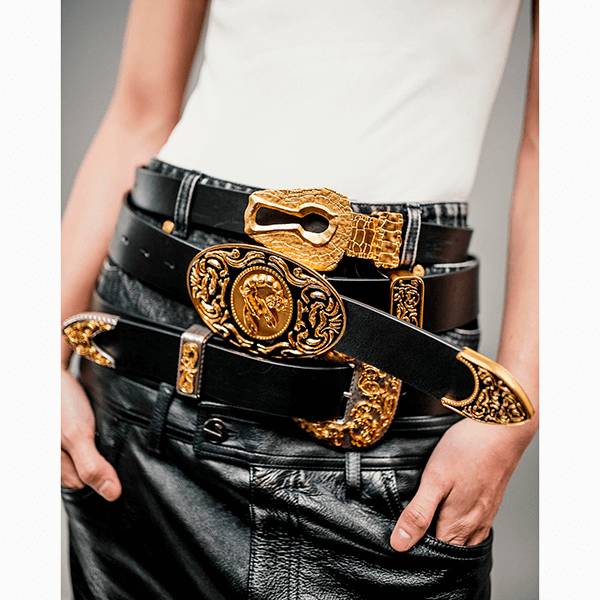 Мы нашли аксессуар, который заменит обычный ремень этой осенью