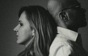 Почему мужчина игнорирует женщину, которая ему нравится