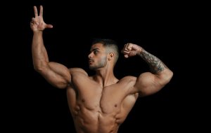 Почему женщинам нравятся спортивные, стройные мужчины