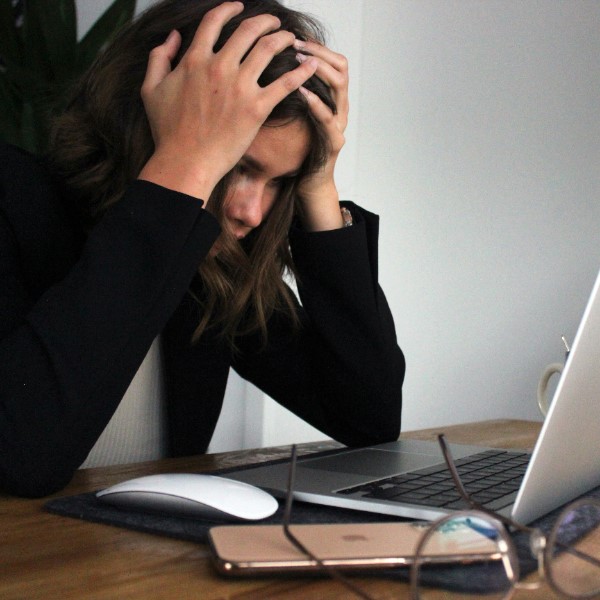 что означает дауншифтинг