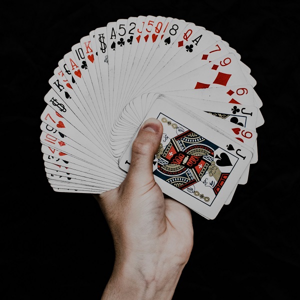 гадание любит ли меня загаданный мужчина