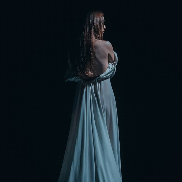 Какое платье выбрать для встречи Нового 2026 года