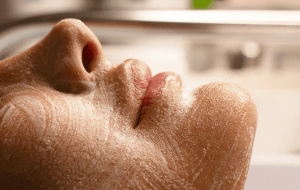 9 процедур для лица и тела, которые нужно успеть сделать до Нового года