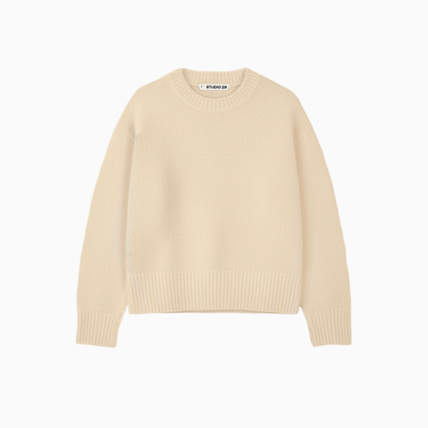 Может ли лаконичная одежда когда-то выйти из моды? Сомневаемся