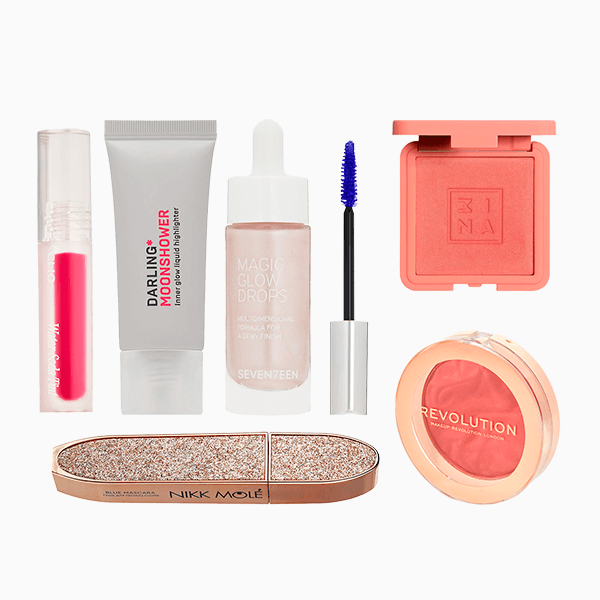 Макияж для новогоднего корпоратива: 8 образов, которые точно произведут впечатление на коллег