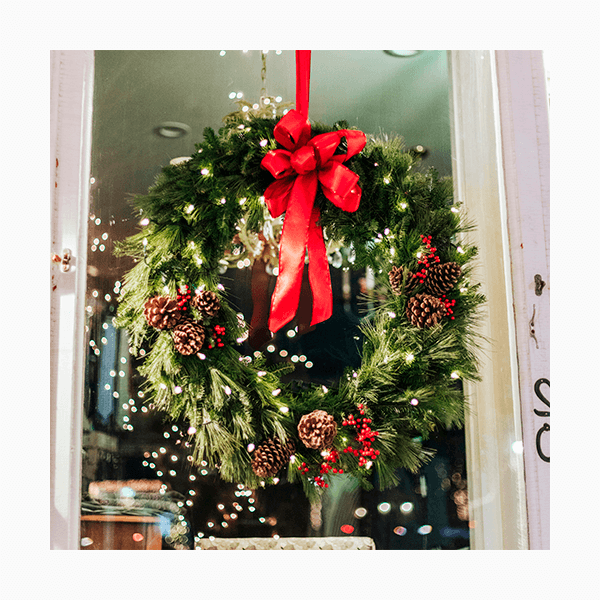 Создаем атмосферу дома: 12 уютных подарков на Новый год – 2026