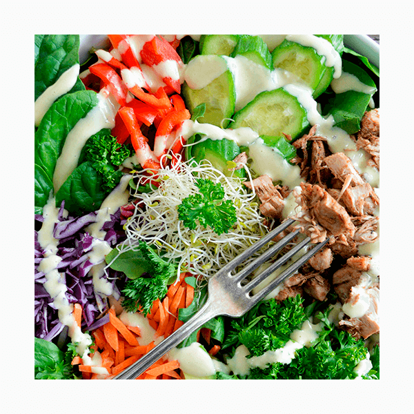 Застолье на здоровье: 8 полезных альтернатив тяжелым салатам