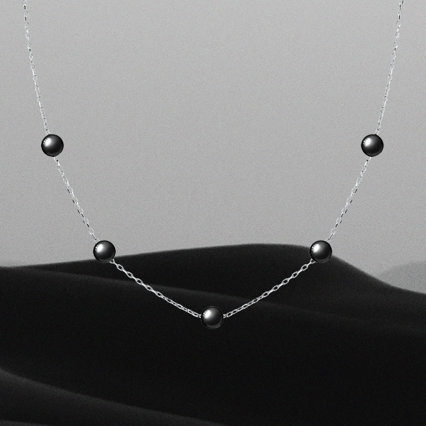 Украшения с черными камнями – специально для тех, кто планирует одеваться в черное с ног до головы