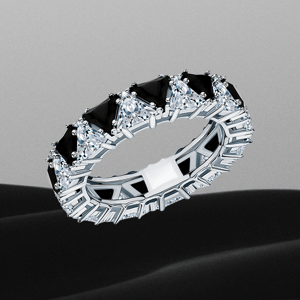 Украшения с черными камнями – специально для тех, кто планирует одеваться в черное с ног до головы